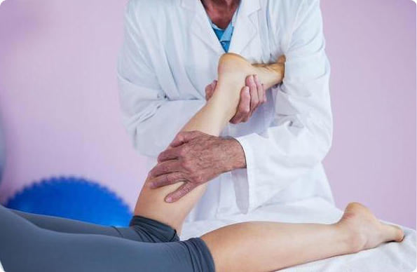 腿上5种信号别忽视，糖尿病悄悄来敲门，你中招了吗？