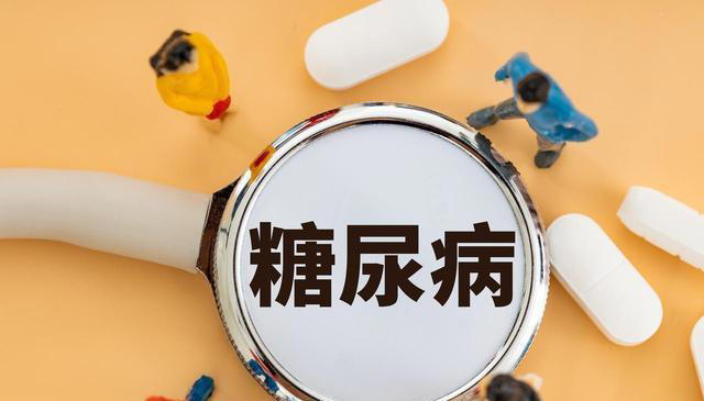 糖尿病最怕的6个并发症前兆！脚麻排第2，出现第1种速查肾功能