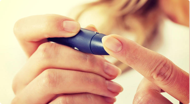 糖尿病要少吃梨？医生提醒：不想血糖控制不住，这几物再爱吃也要忌口