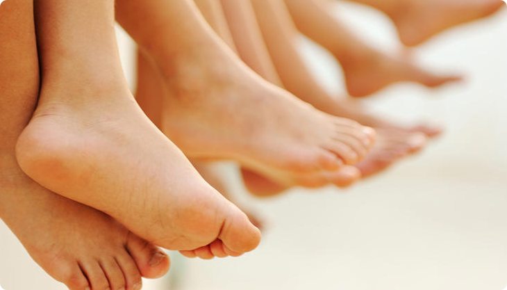 双脚上的细微变化，往往是高血糖的早期信号，很多人却当成小毛病