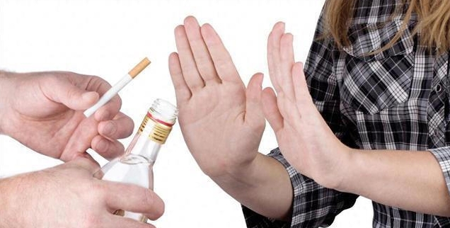 医生：除了血糖，糖尿病每年必查的“6项指标”，一个都不能少！