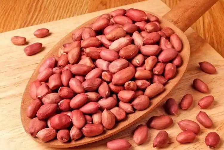 专家称糖尿病人常吃花生，身体或有6大好处，花生再成焦点！